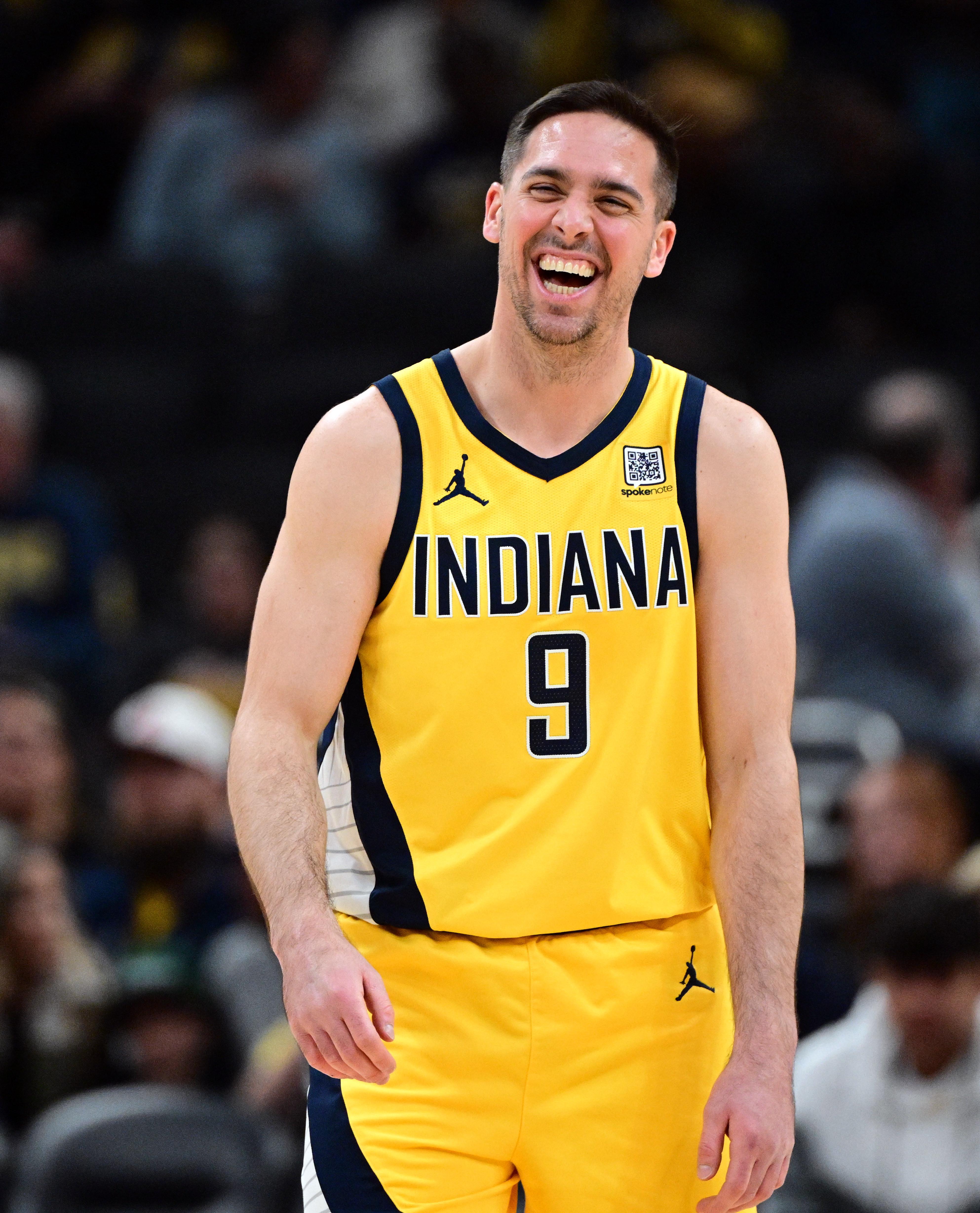 场均2.7次抢断！麦康奈尔创76-77赛季以来总决赛抢断纪录