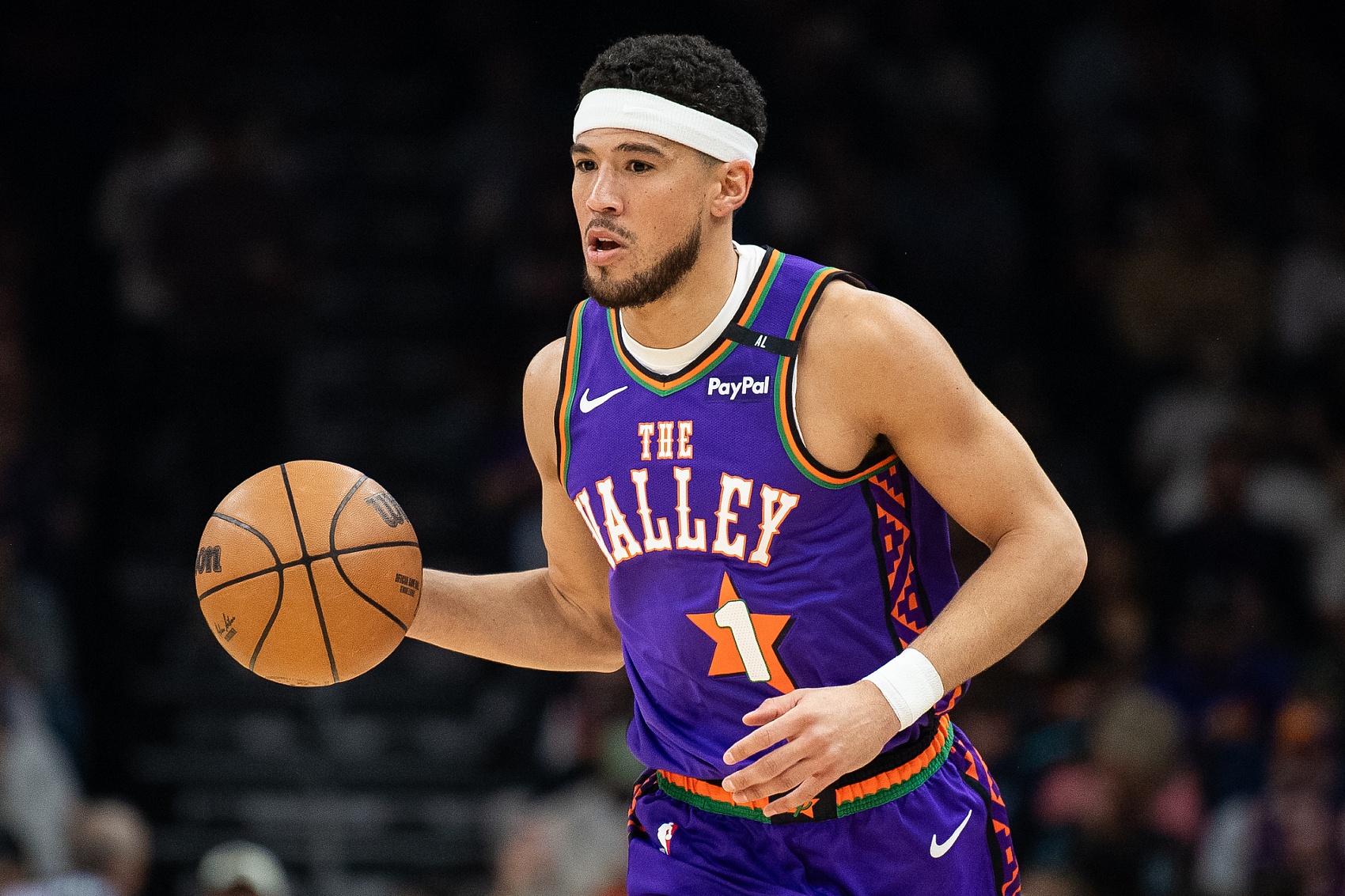 kaiyun sports-队记：布克对球队的建队方向很认同 他直接参与了组建阵容的过程